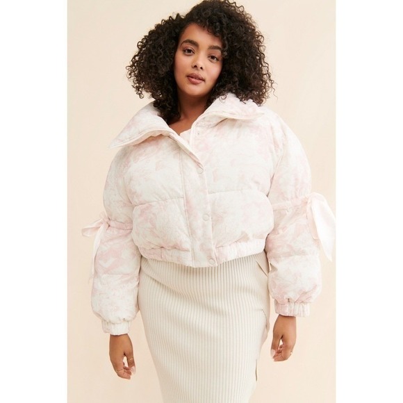 Selkie Jackets & Blazers - SELKIE x FREE PEOPLE Castle Pink 🌸Marshmallow Puffer Jacket 5X Printed Floral